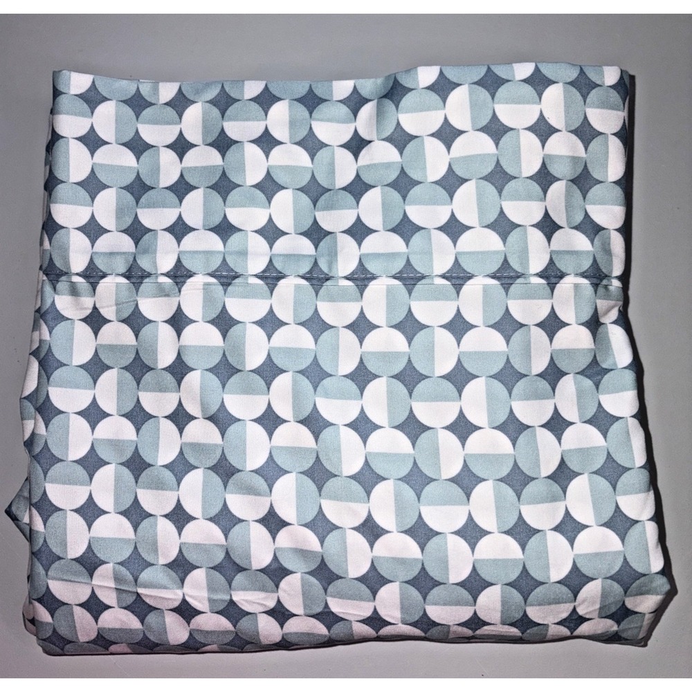 South Point Home Fashions 4 PC Microfiber Sheet Set in Twin / Twin XL - Dorm Set